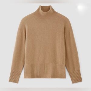 Everlane mock turtleneck sweater in tan. Medium. EUC.
